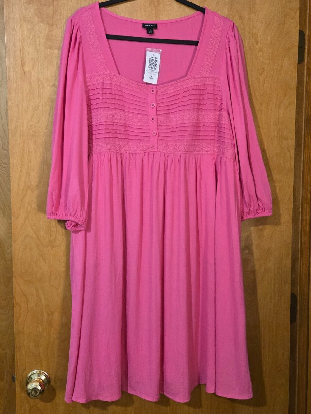 Torrid Pink Mini Rayon Slub Pintuck Neck Skater Dress in Gin Fizz Sz 1 (14-16)